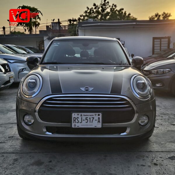 MINI COOPER PEPER 2018