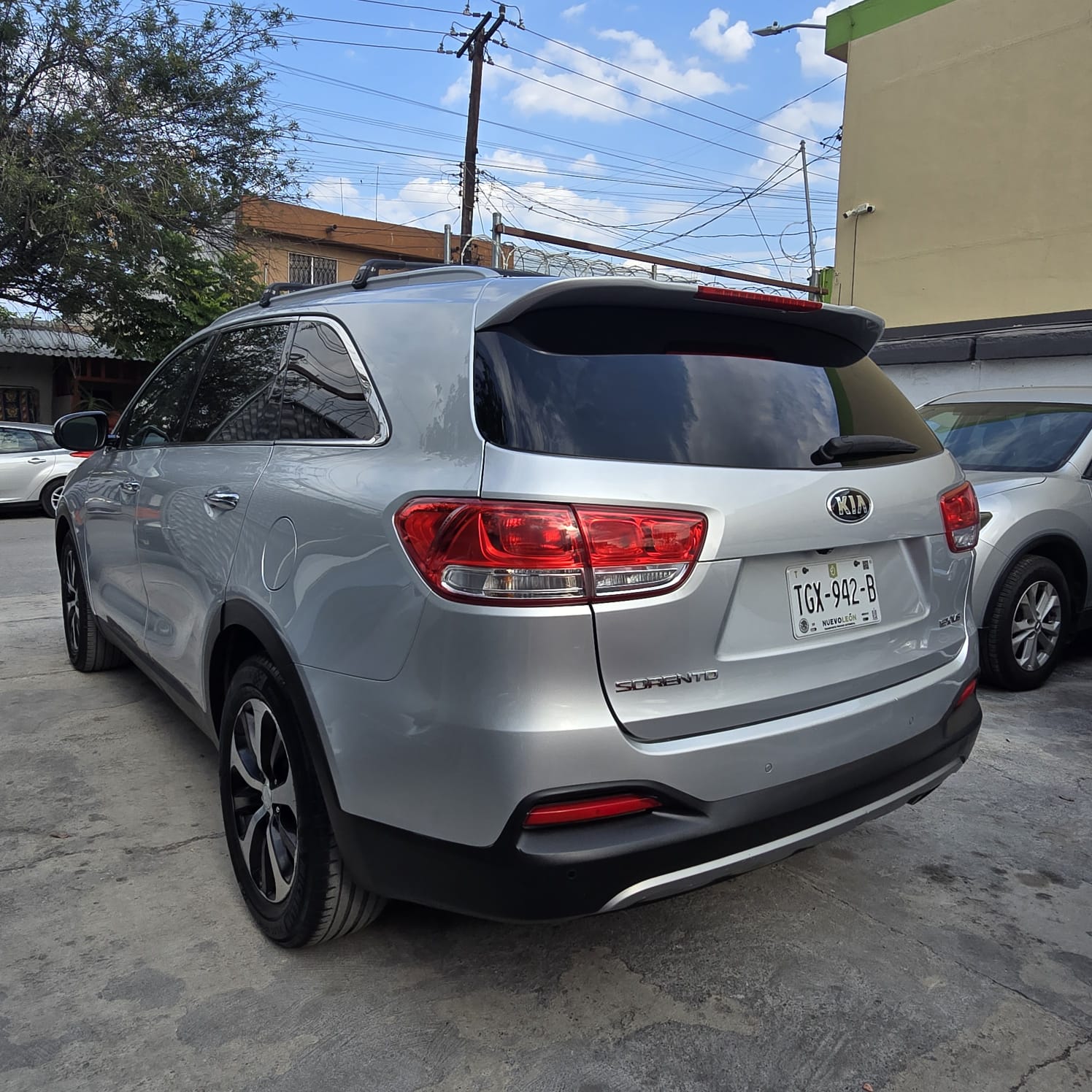 KIA SORENTO EX 2016 - Image 5
