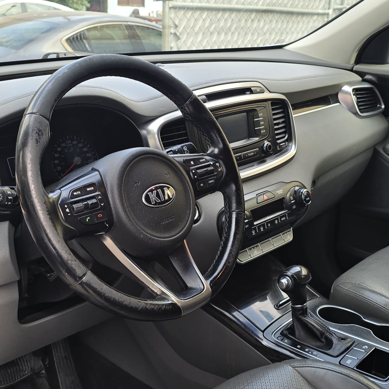 KIA SORENTO EX 2016 - Image 4