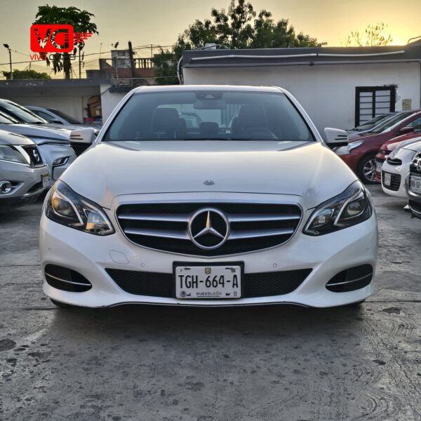 MERCEDES BENZ E250 CGI 2014