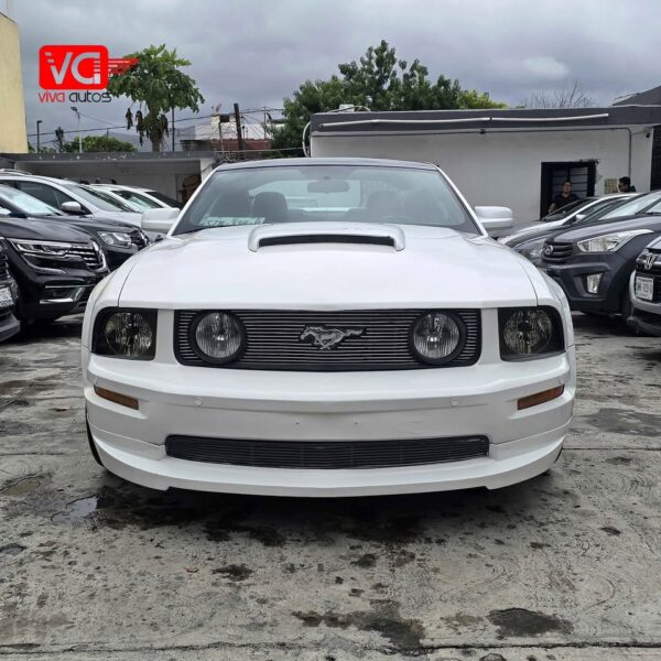 FORD MUSTANG 2009